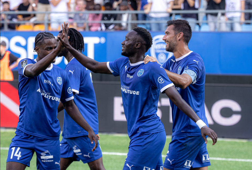 特鲁瓦本场, 交错